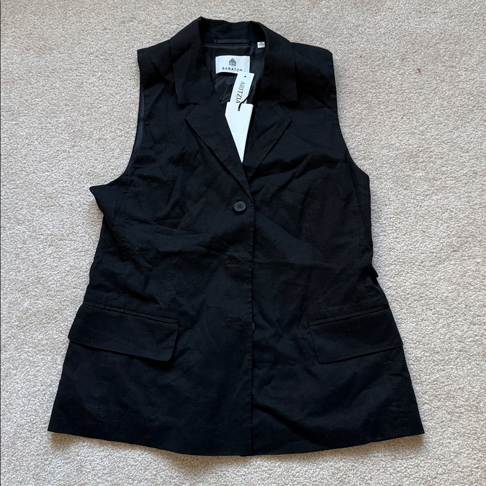Babaton (Aritzia) Black Sleeveless Linen-Blend Vest